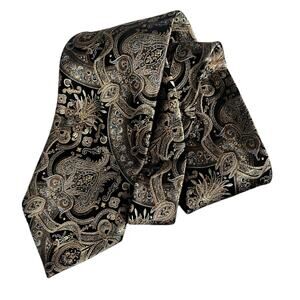 Bruno Piattelli 100% pure silk designer tie paisley pattern